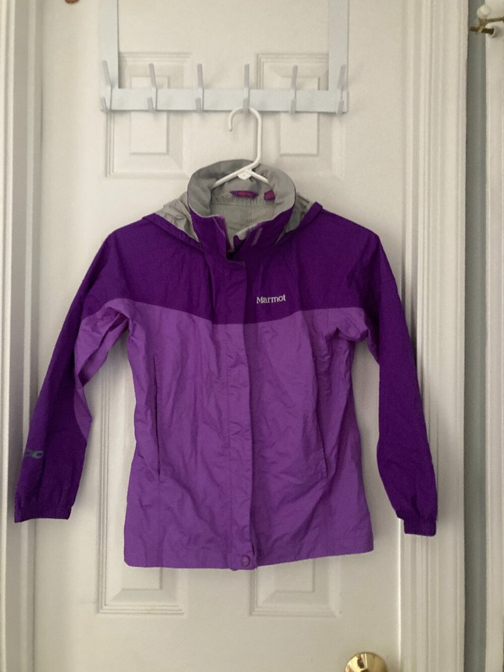 Marmot Girls Rain Jacket, M, Purple